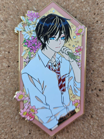 In Hand Husbando: Bouquet Yams