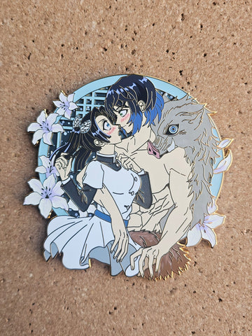 IN HAND Action Couple: Blue Butterfly x Pig man