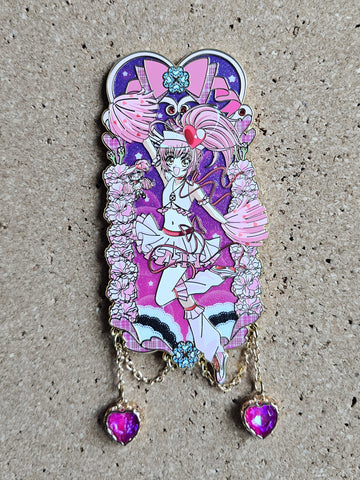 In Hands Shugo Powers: Pink