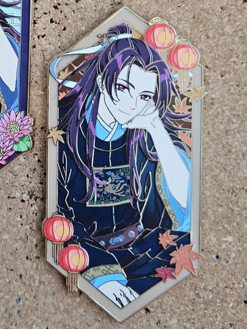 IN HANDS Husbando: Hair Bun Lantern